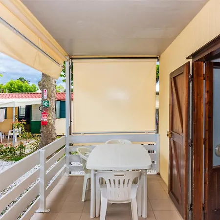 Camping Europa Hotel Marina di Massa Exterior photo