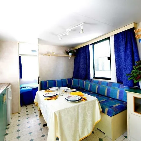 Camping Europa Hotel Marina di Massa Exterior photo