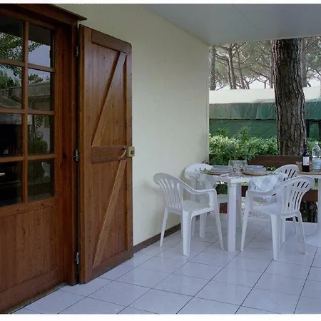 Camping Europa Hotel Marina di Massa Exterior photo
